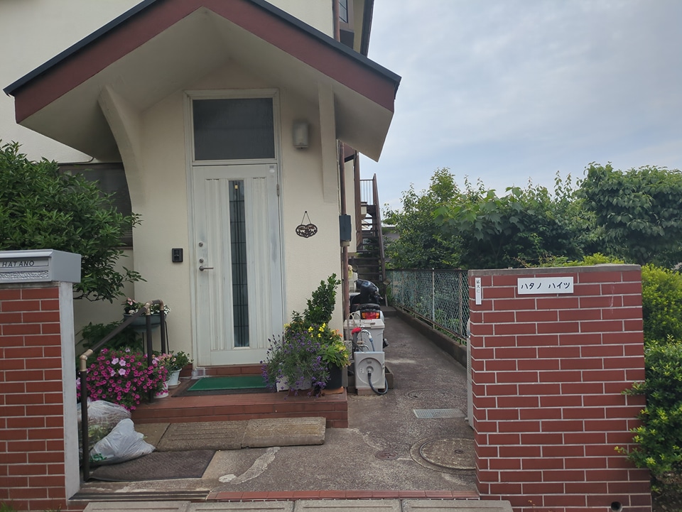 24/30 エントランス