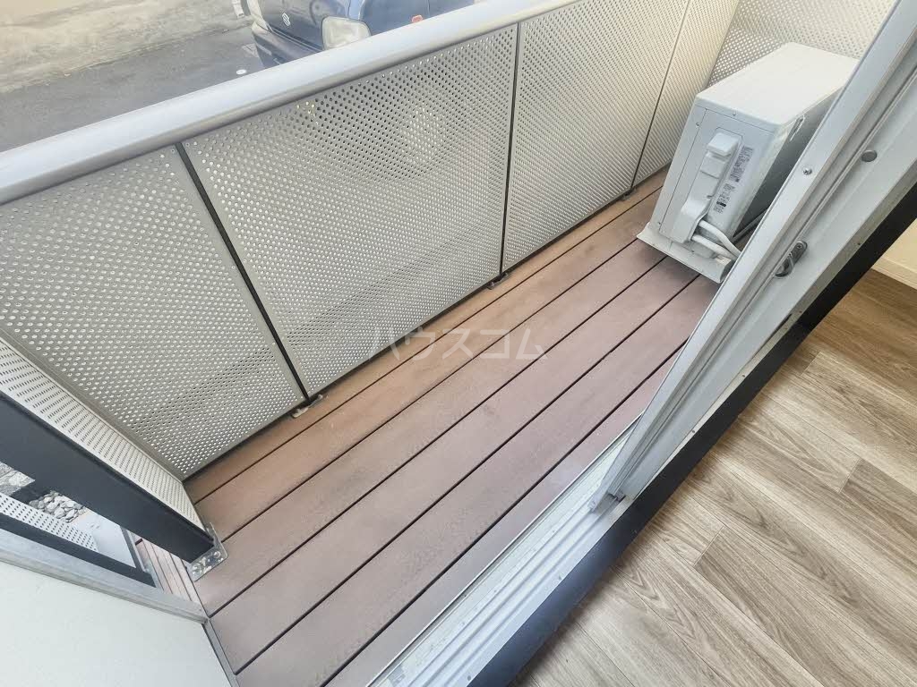 16/18 バルコニー