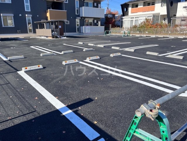 28/30 駐車場