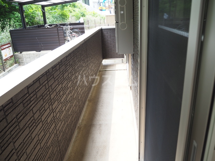 13/18 バルコニー