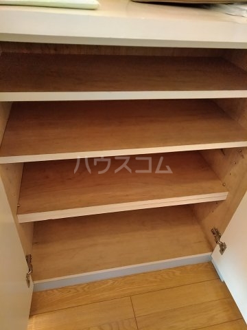 13/30 収納