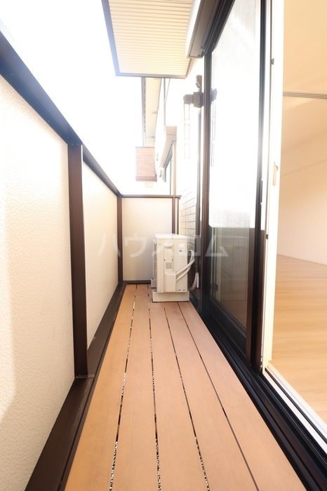 20/30 バルコニー