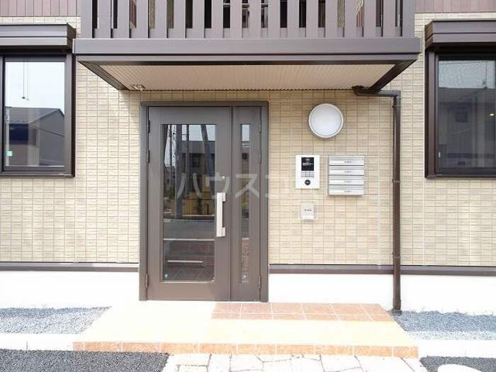 15/26 エントランス