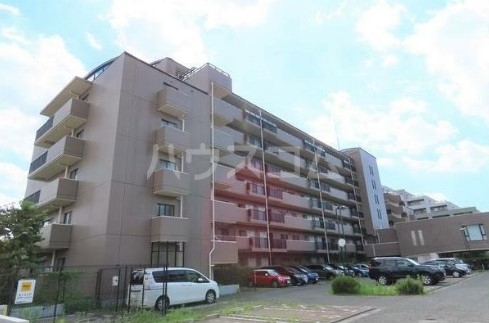 Ｔ’ｓ　ｇａｒｄｅｎ府中の外観