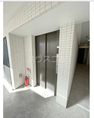 16/24 エントランス