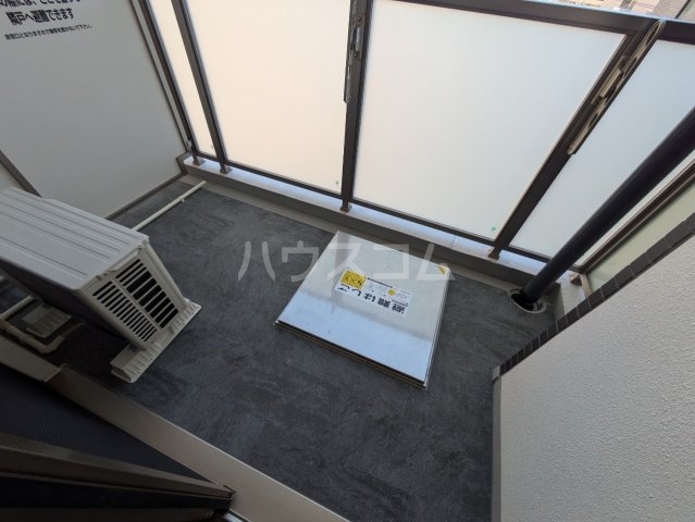 21/30 バルコニー