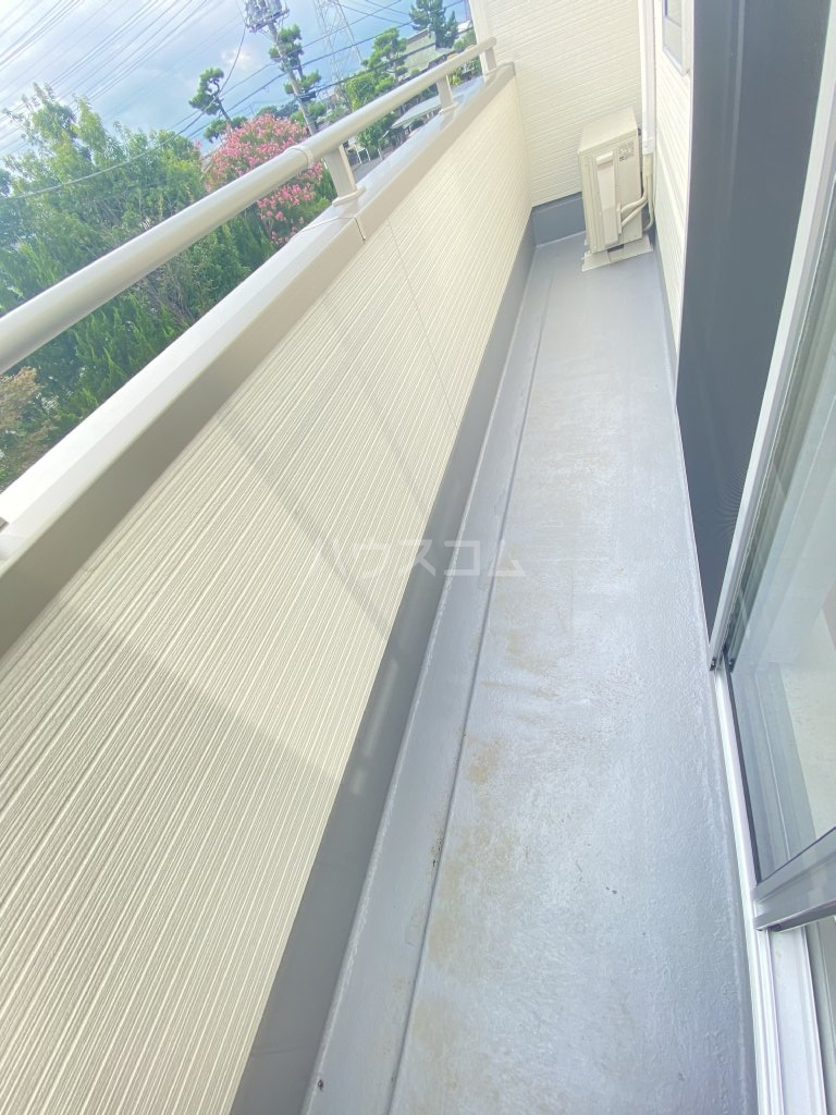 18/25 バルコニー