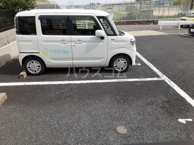 25/30 駐車場