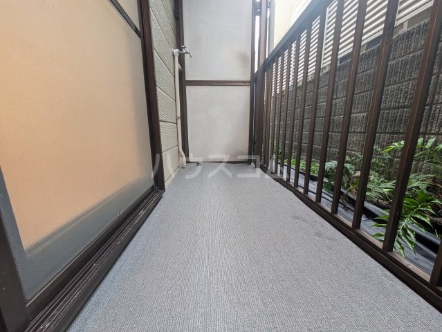 14/23 バルコニー