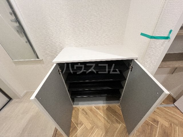 13/30 収納