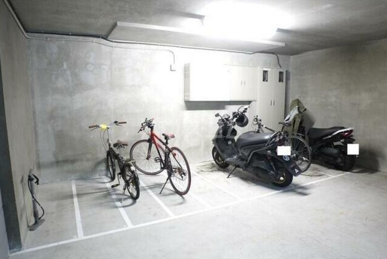 24/30 駐車場