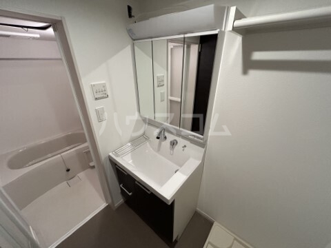 15/23 バルコニー