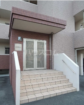 15/25 エントランス