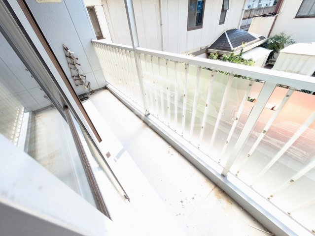 23/30 バルコニー