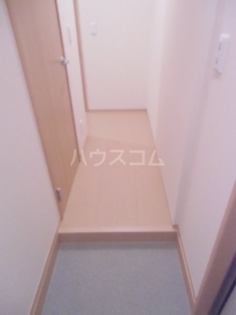 5/13 玄関