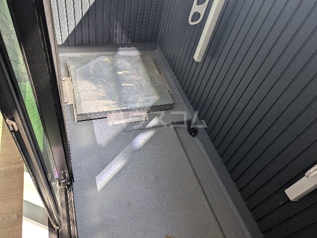 21/28 バルコニー