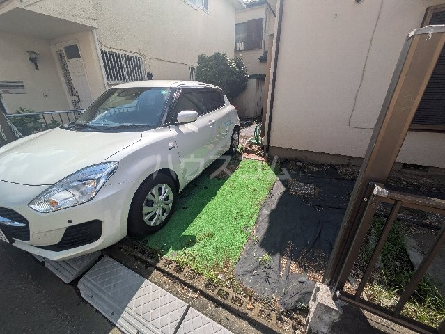 29/30 駐車場
