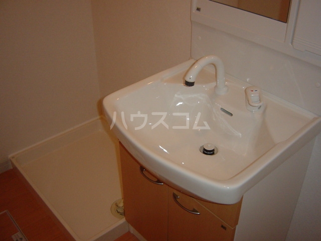 13/30 洗面