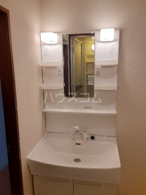 19/27 洗面