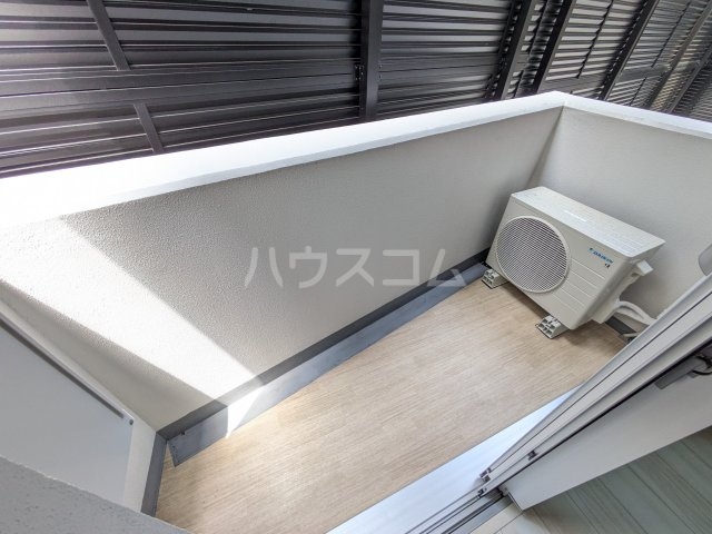 13/21 バルコニー