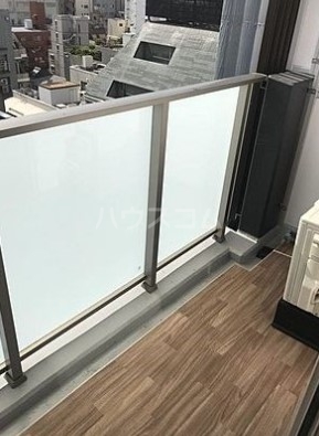 15/28 バルコニー