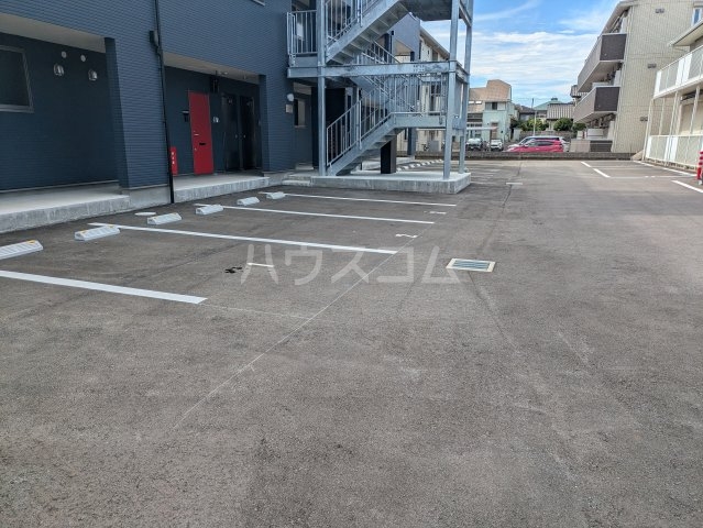 21/22 駐車場