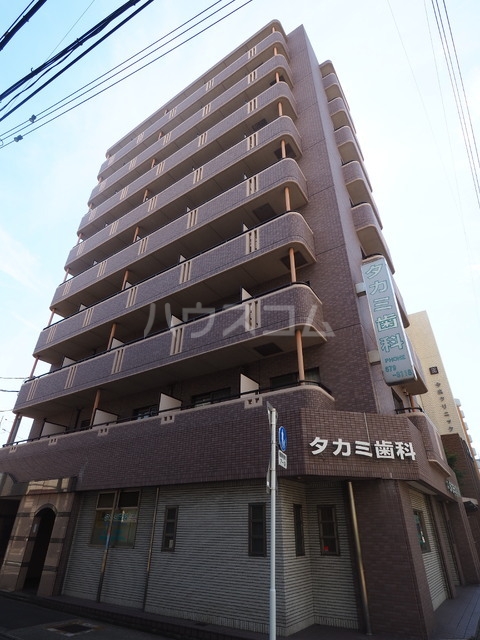 14/17 エントランス