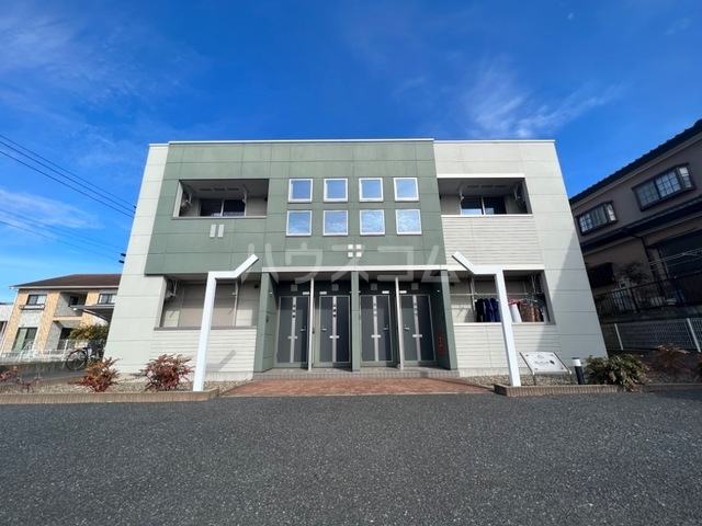 13/13 エントランス