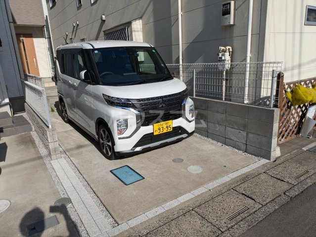 2/2 駐車場