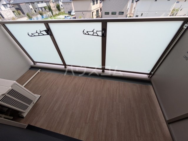 21/30 バルコニー