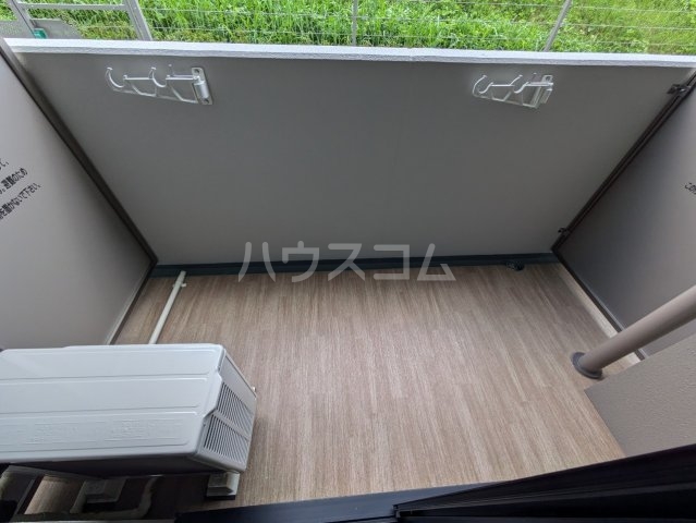 17/27 バルコニー