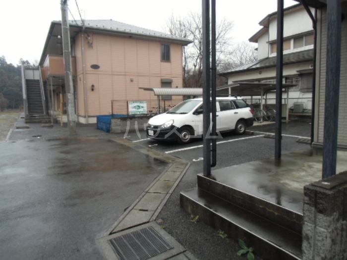 2/8 駐車場