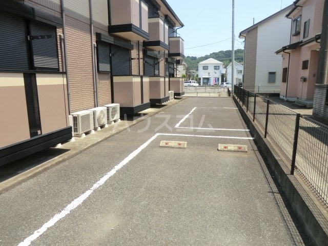 2/7 駐車場