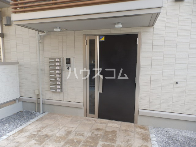 3/8 エントランス