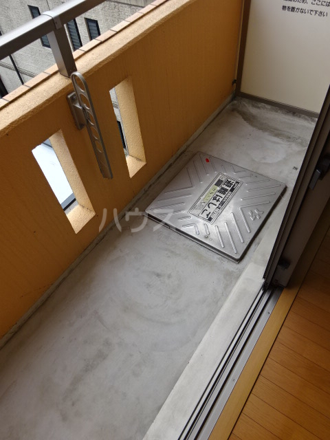 15/26 バルコニー