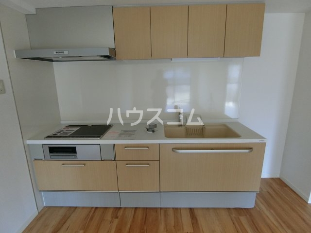 13/28 キッチン