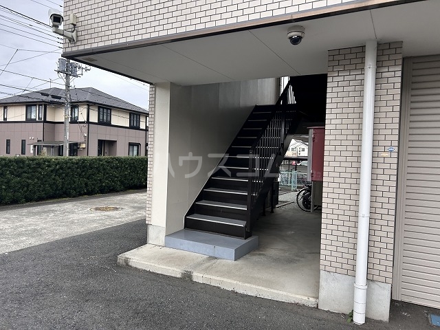 21/28 エントランス