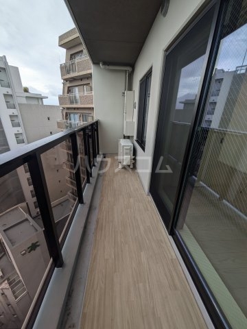 19/30 バルコニー