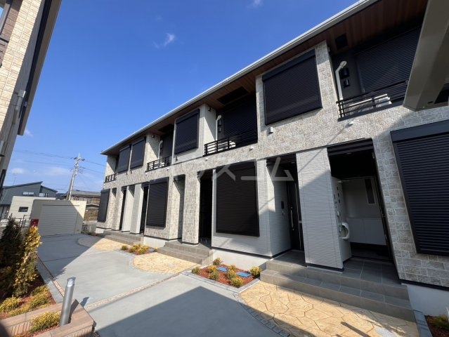 20/30 エントランス