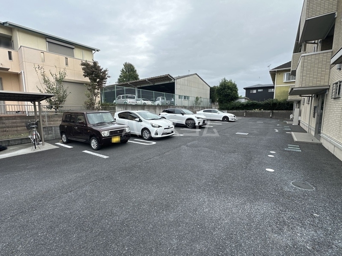22/29 駐車場