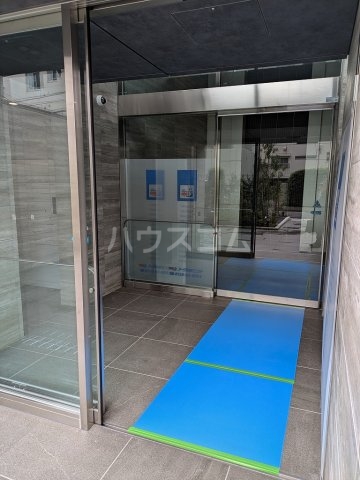 22/30 エントランス