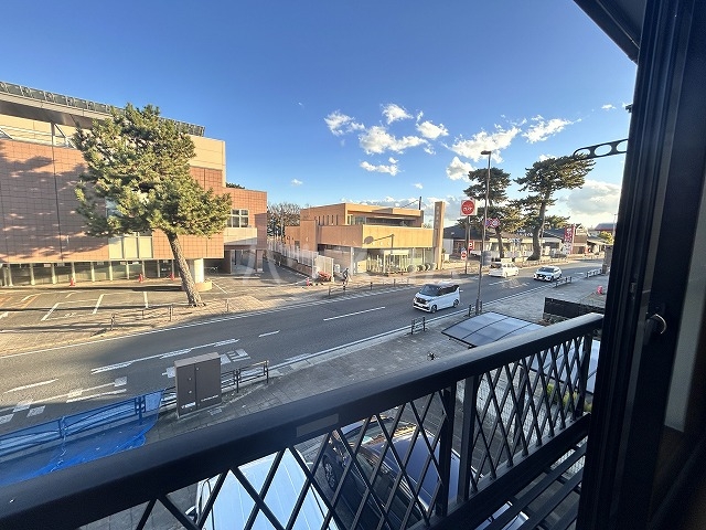 19/28 バルコニー