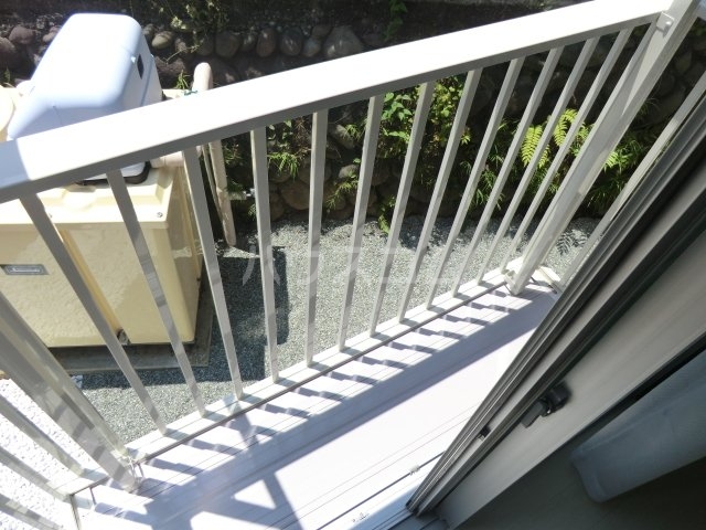 19/25 バルコニー