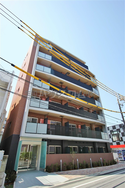 25/30 エントランス