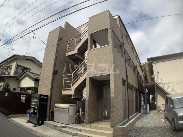 2/30 外観