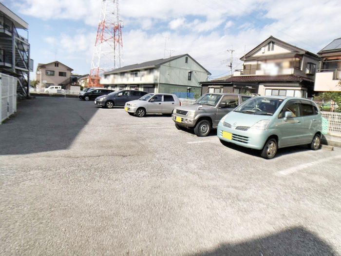 17/25 駐車場