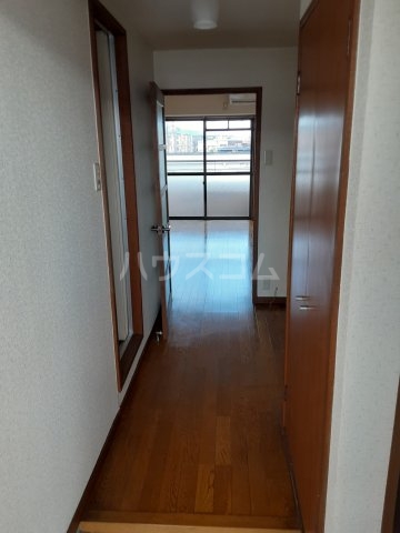 5/22 玄関