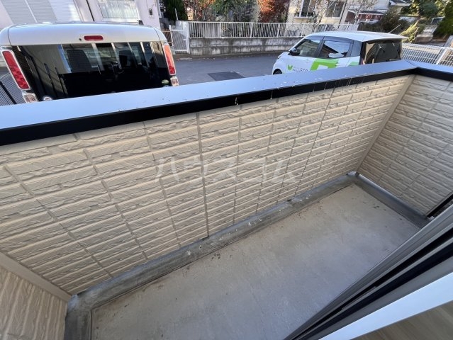 18/27 バルコニー