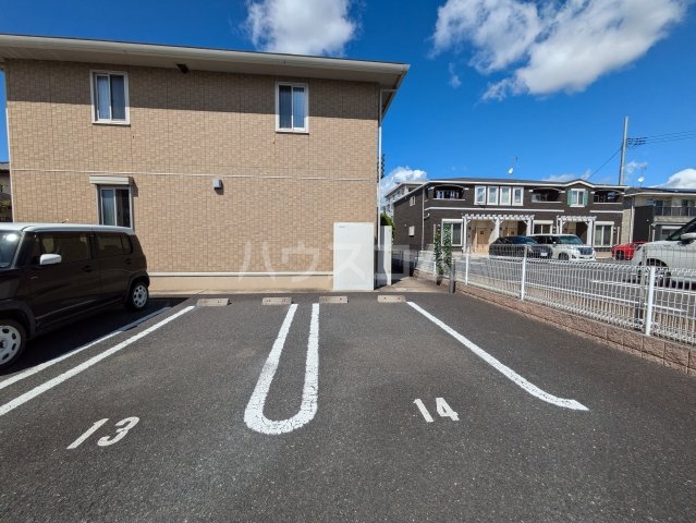 24/26 駐車場