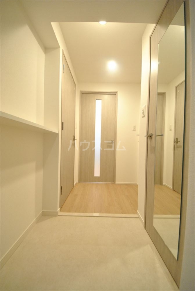 14/30 玄関